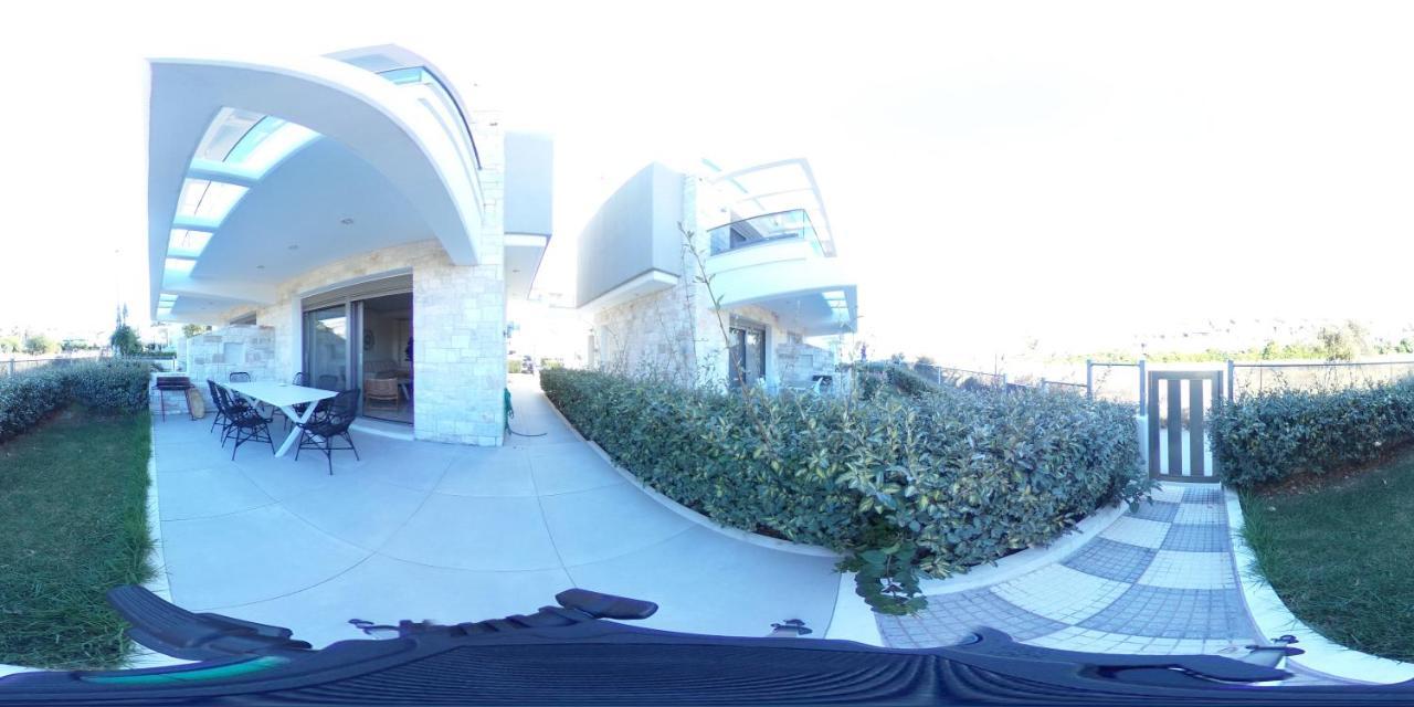 Hanioti Suite Maisonette In Front Of The Sea Exterior photo