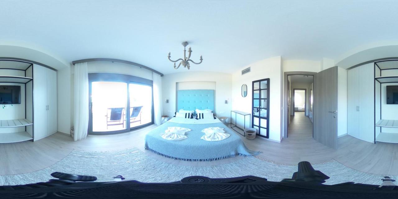 Hanioti Suite Maisonette In Front Of The Sea Exterior photo