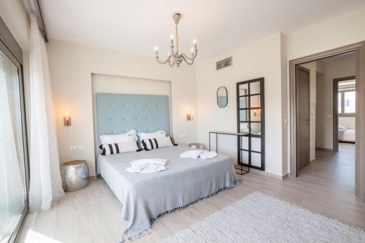 Hanioti Suite Maisonette In Front Of The Sea Exterior photo